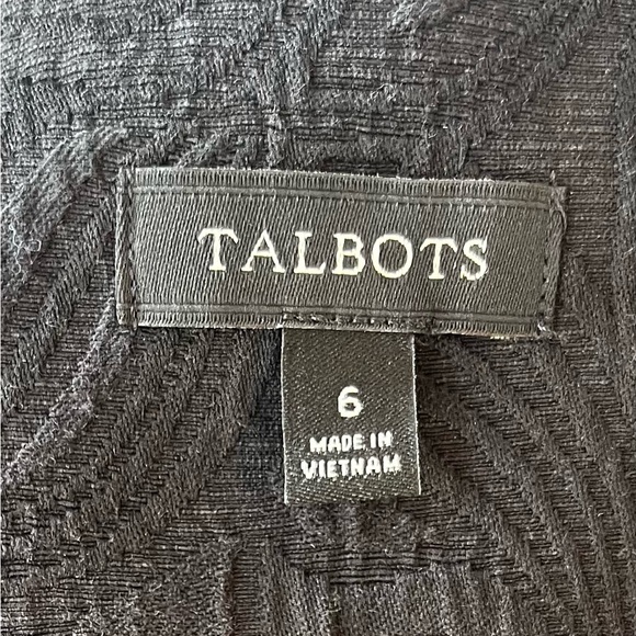 Talbots Two Piece Black Brocade Suit, size 6, Sleeveless Dress and Jacket - Picture 9 of 16